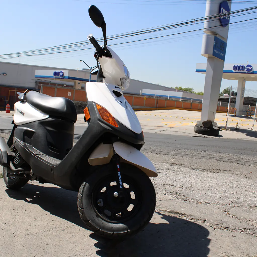 zk125_EXTERIOR2.webp